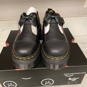 Dr. Martens Bethan Lo